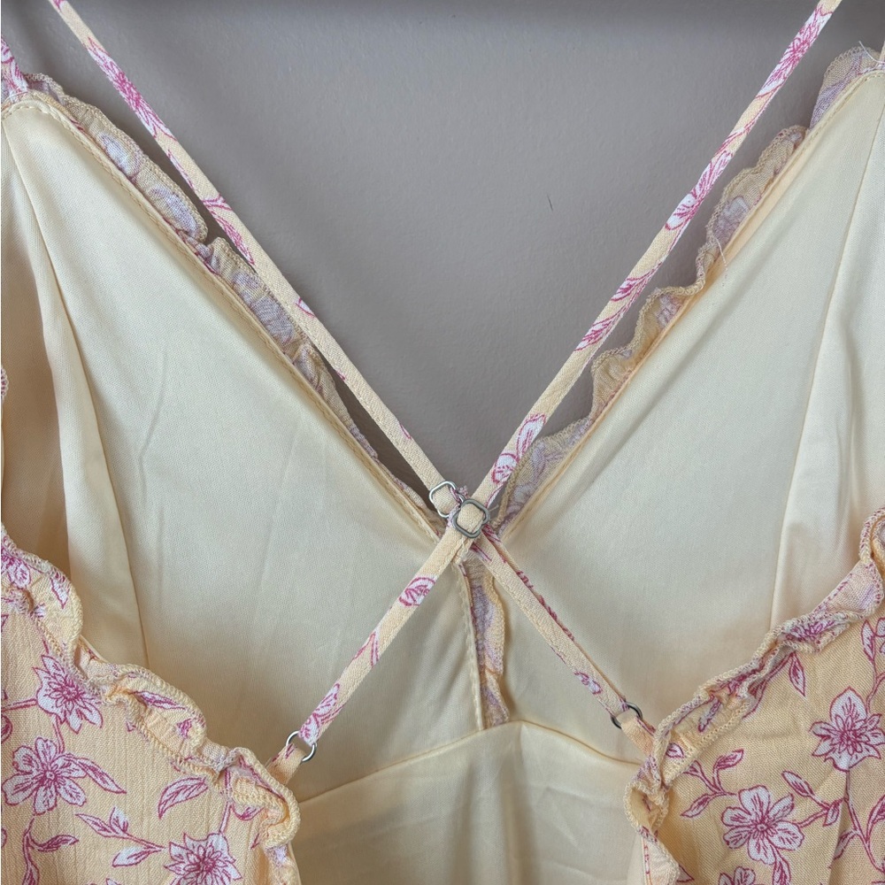 NWOT Floral Summer Dress Size L - Picture 7 of 10